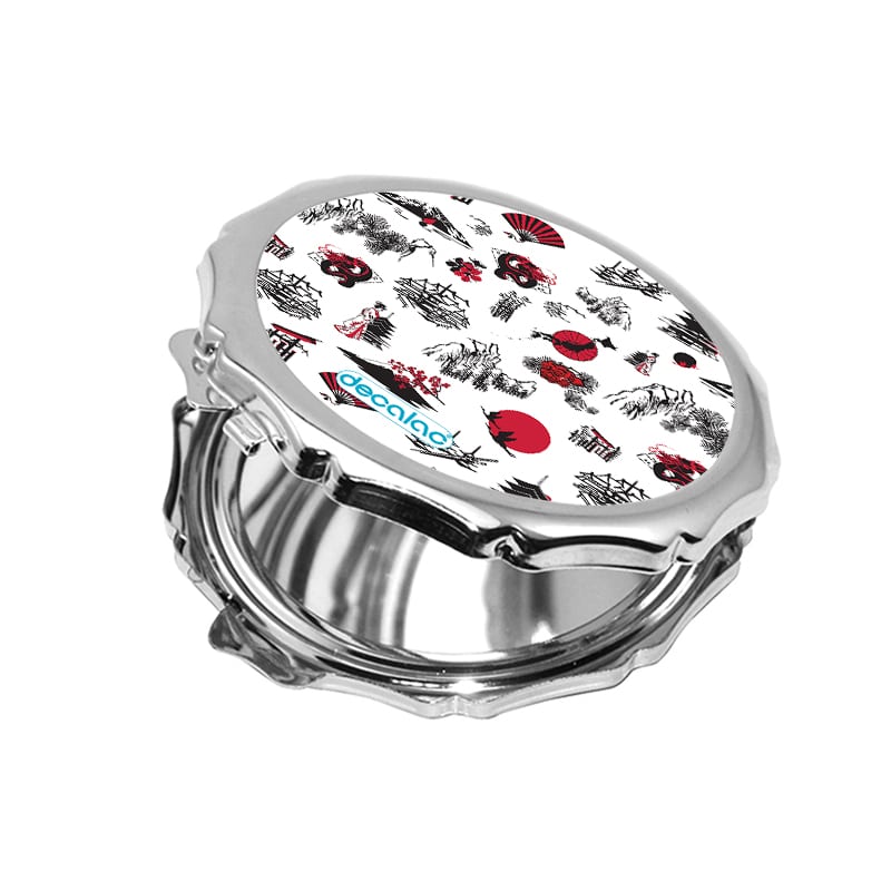 مرآة جيب صغيرة مزخرفة بتصميم رسومات يابانيه