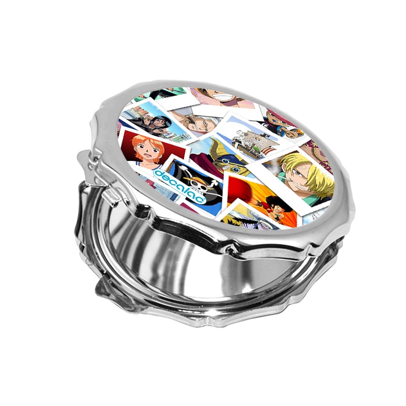 مرآة جيب صغيرة مزخرفة بتصميم لحظات مهمه ون بيس مرآة جيب صغيرة مزخرفة بتصميم لحظات مهمه ون بيس