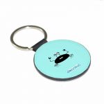 ميدالية مفاتيح دائرية بتصميم سلطعون خائف
