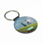 ميدالية مفاتيح دائرية بتصميم قلعه هاول المتحركة