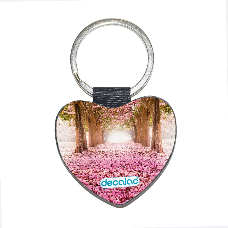 ميدالية-مفاتيح-شكل-قلب-بتصميم-اشجار-الساكورا-1