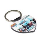 ميدالية مفاتيح شكل قلب بتصميم تشابك الأيدي كل الانميات