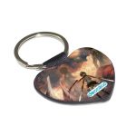 ميدالية مفاتيح شكل قلب بتصميم تقضي ميكاسا على العمالقة هجوم العمالقة