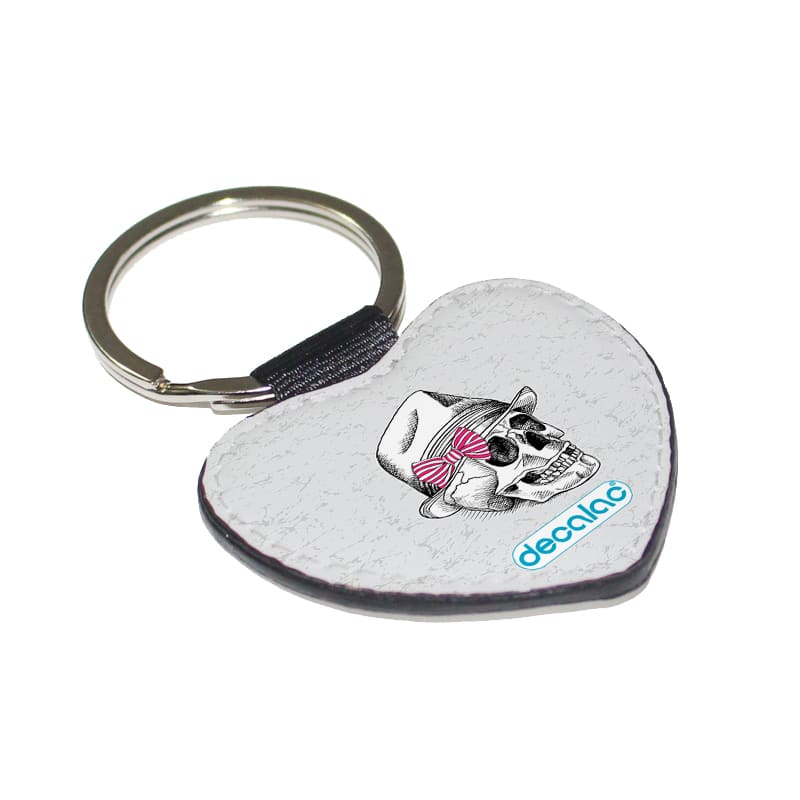 ميدالية مفاتيح شكل قلب بتصميم جمجمه بقبعه ميدالية مفاتيح شكل قلب بتصميم جمجمه بقبعه