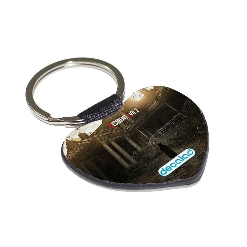 ميدالية مفاتيح شكل قلب بتصميم ريزدنت إيفل 2 ميدالية مفاتيح شكل قلب بتصميم ريزدنت إيفل 2