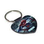 ميدالية مفاتيح شكل قلب بتصميم  سبايدر مان اعلى نيويورك