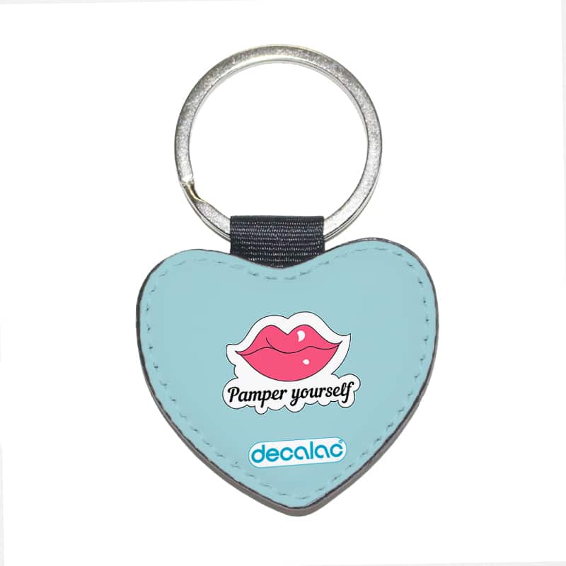 ميدالية-مفاتيح-شكل-قلب-بتصميم-شفاه-جذابه-1